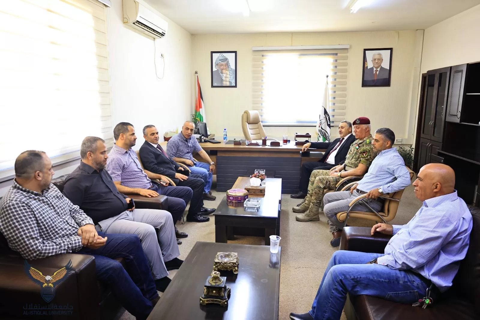 رئيس جامعة الاستقلال أ.د أبو الرب يزور قيادية وأكاديمية الأمن الوقائي في محافظة أريحا والأغوار