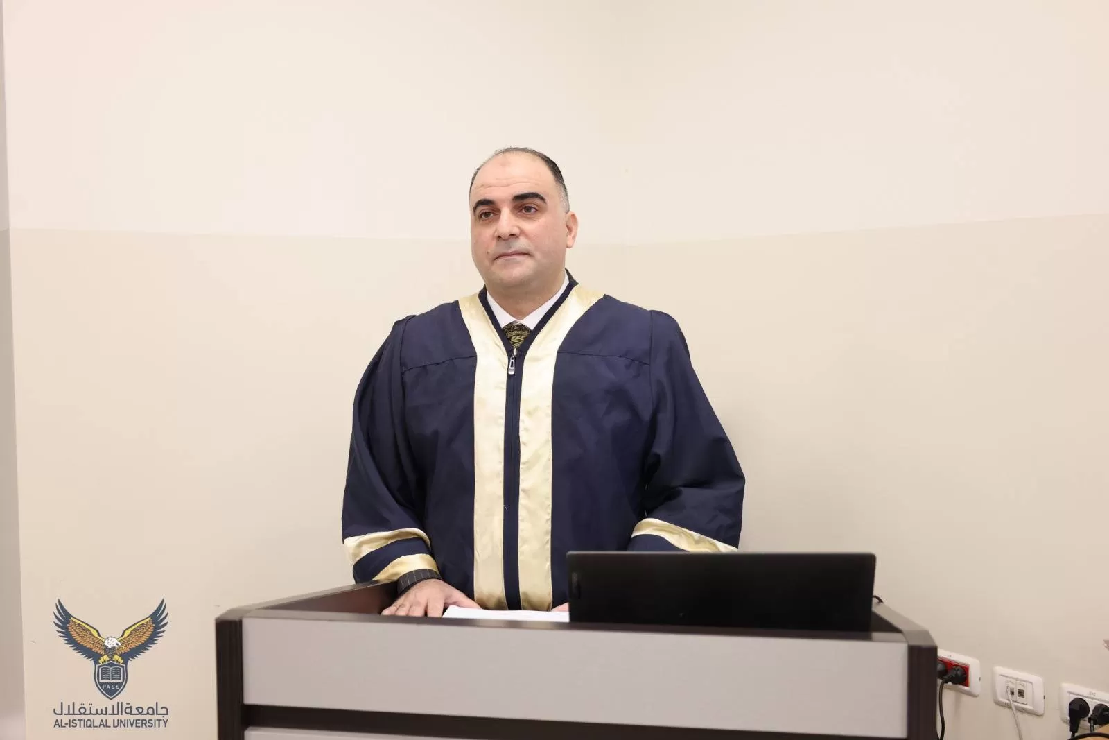 مناقشة رسالة ماجستير حول دور رأس المال البشري في عملية إتخاذ القرار في بلدية أريحا والأغوار