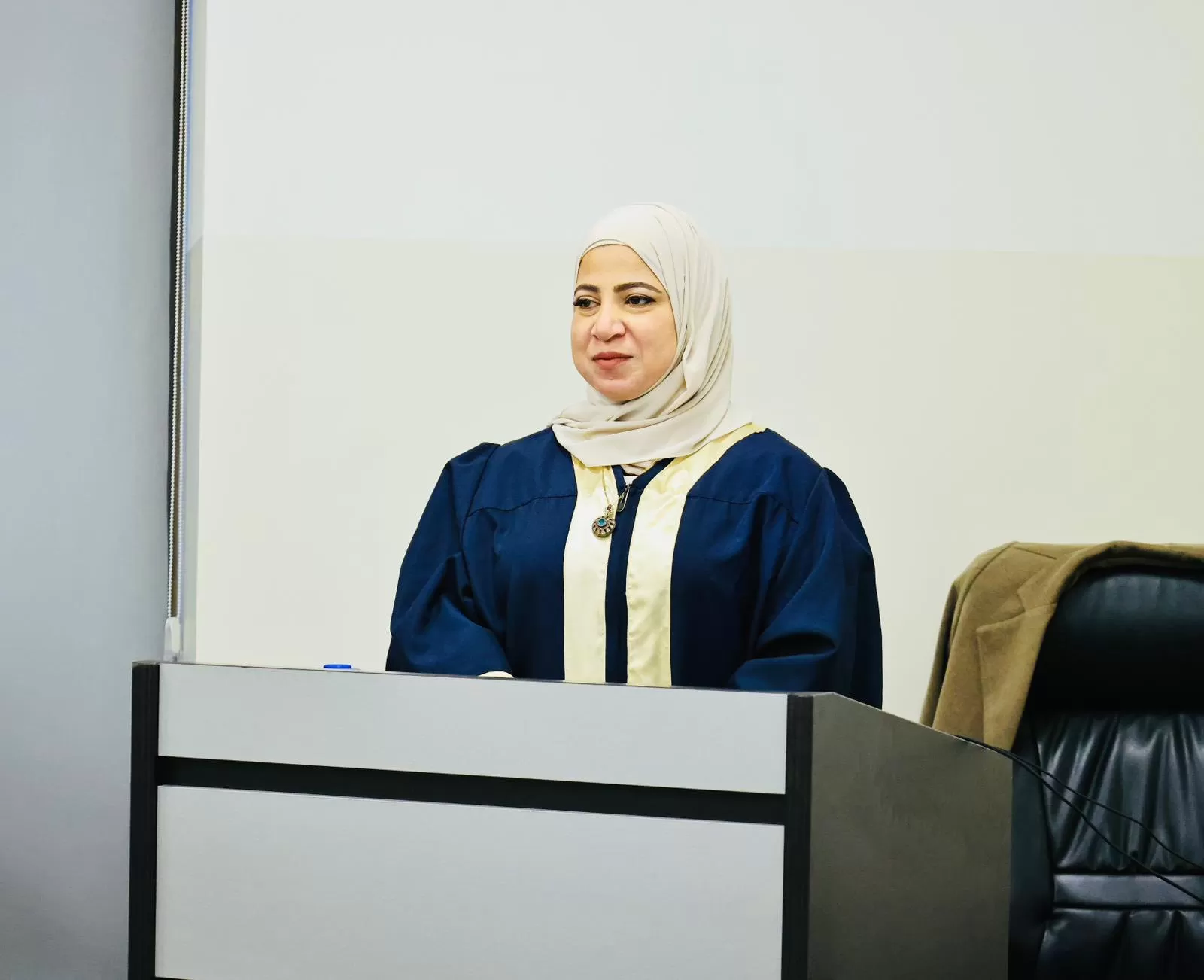 مناقشة رسالة ماجستير حول المرونة النفسية وعلاقتها بقلق المستقبل لدى طلبة الجامعات الفلسطينية في ظل الإعتداءات الإسرائيلية المتكررة