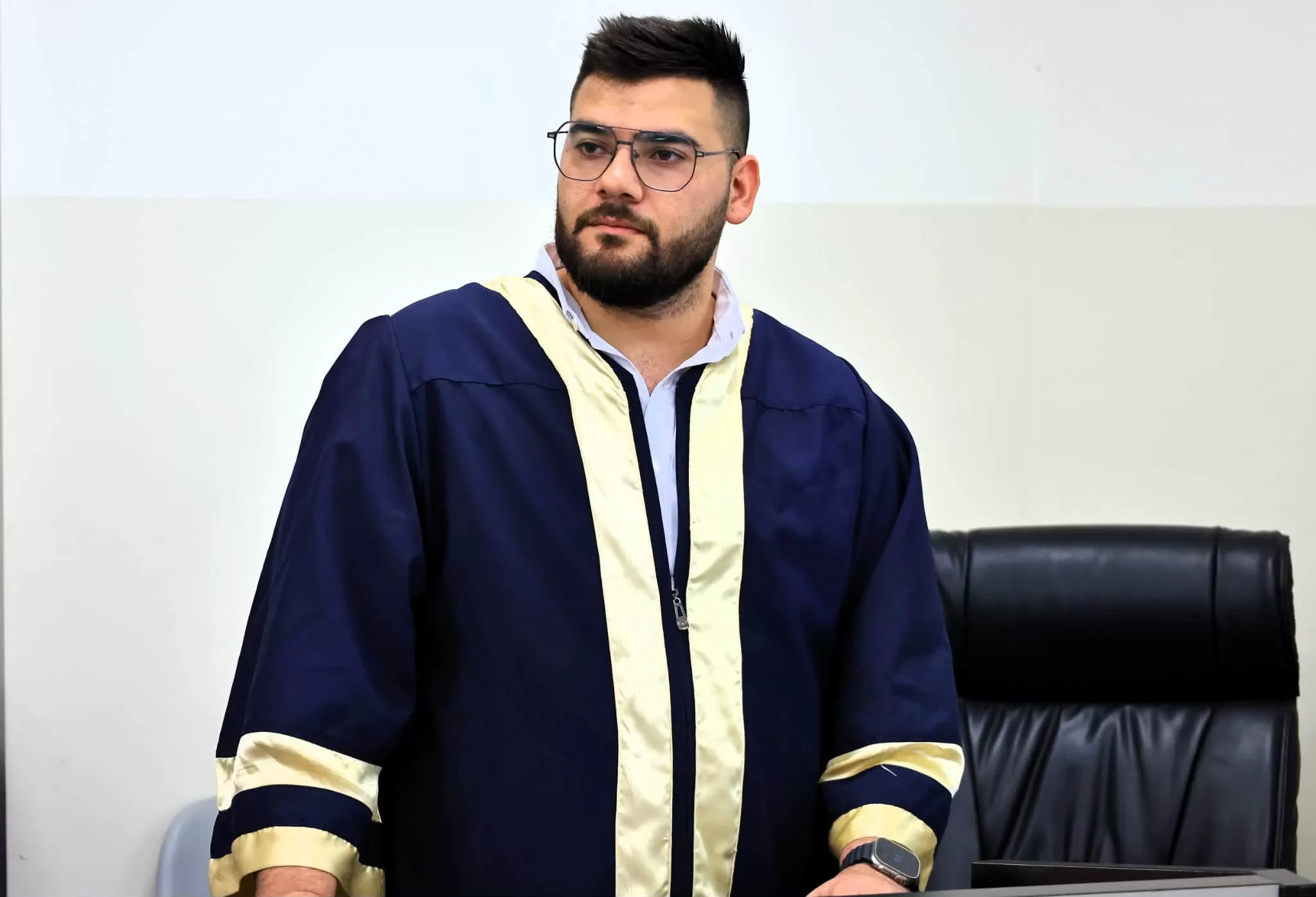 مناقشة رسالة ماجستير حول دور أنماط القيادة على أداء مديري المدارس في أريحا والأغوار