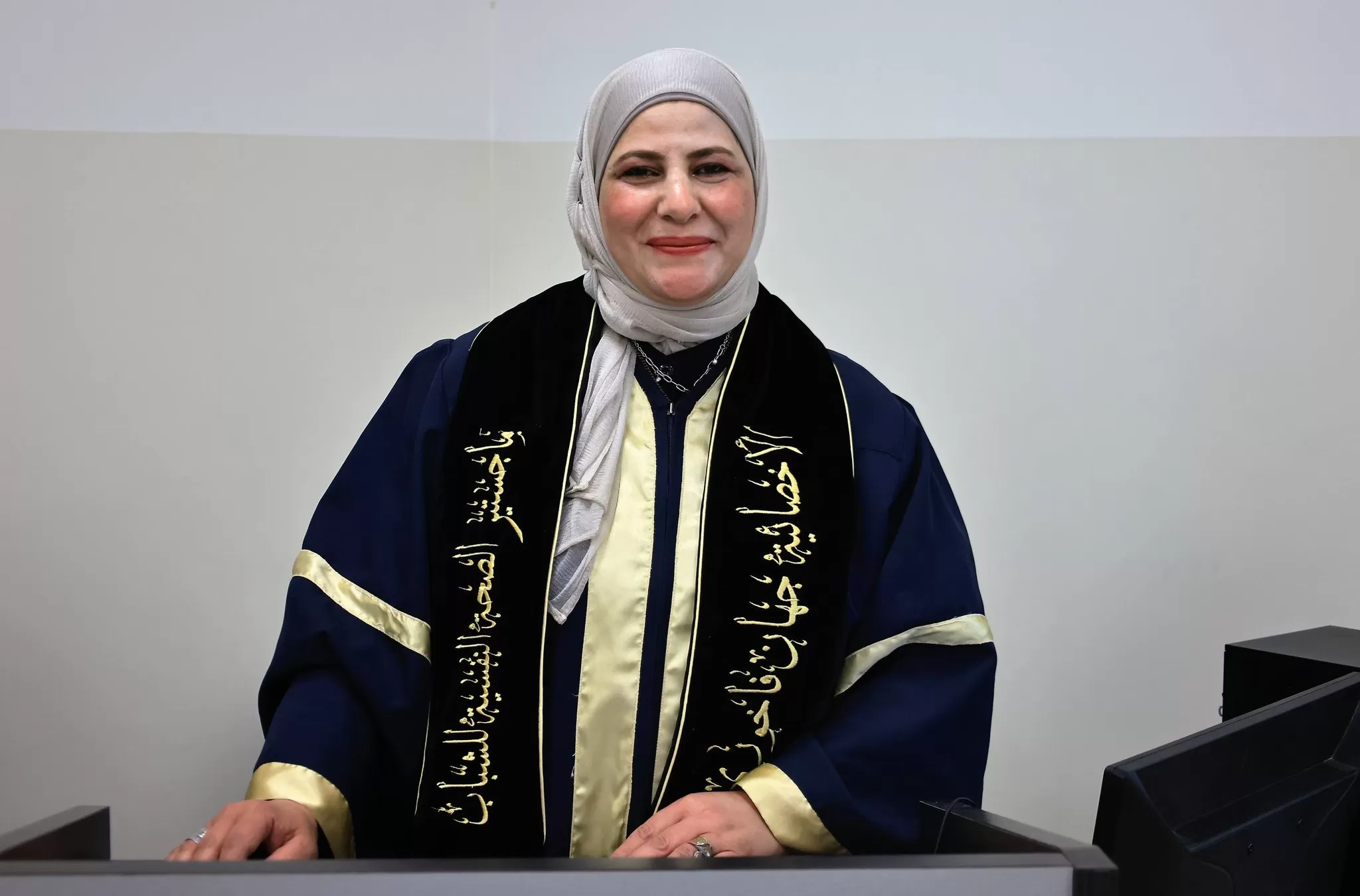 مناقشة رسالة ماجستير حول التفكير النقدي والإبداعي وعلاقته بتنمية مهارات القياده الجامعيه المستقبلية لدى طلبه الجامعات الفلسطينية جامعات محافظه الخليل نموذجاً