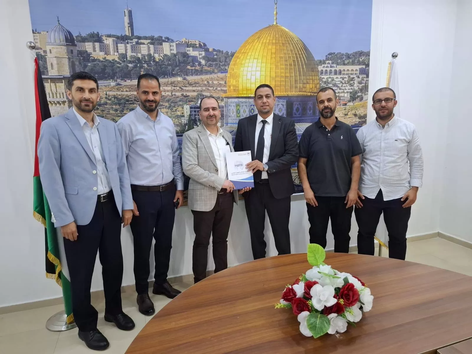 جامعة الاستقلال تبحث مع الجامعة العربية الأمريكية سبل تعزيز التحول الرقمي وتطوير البنية التكنولوجية